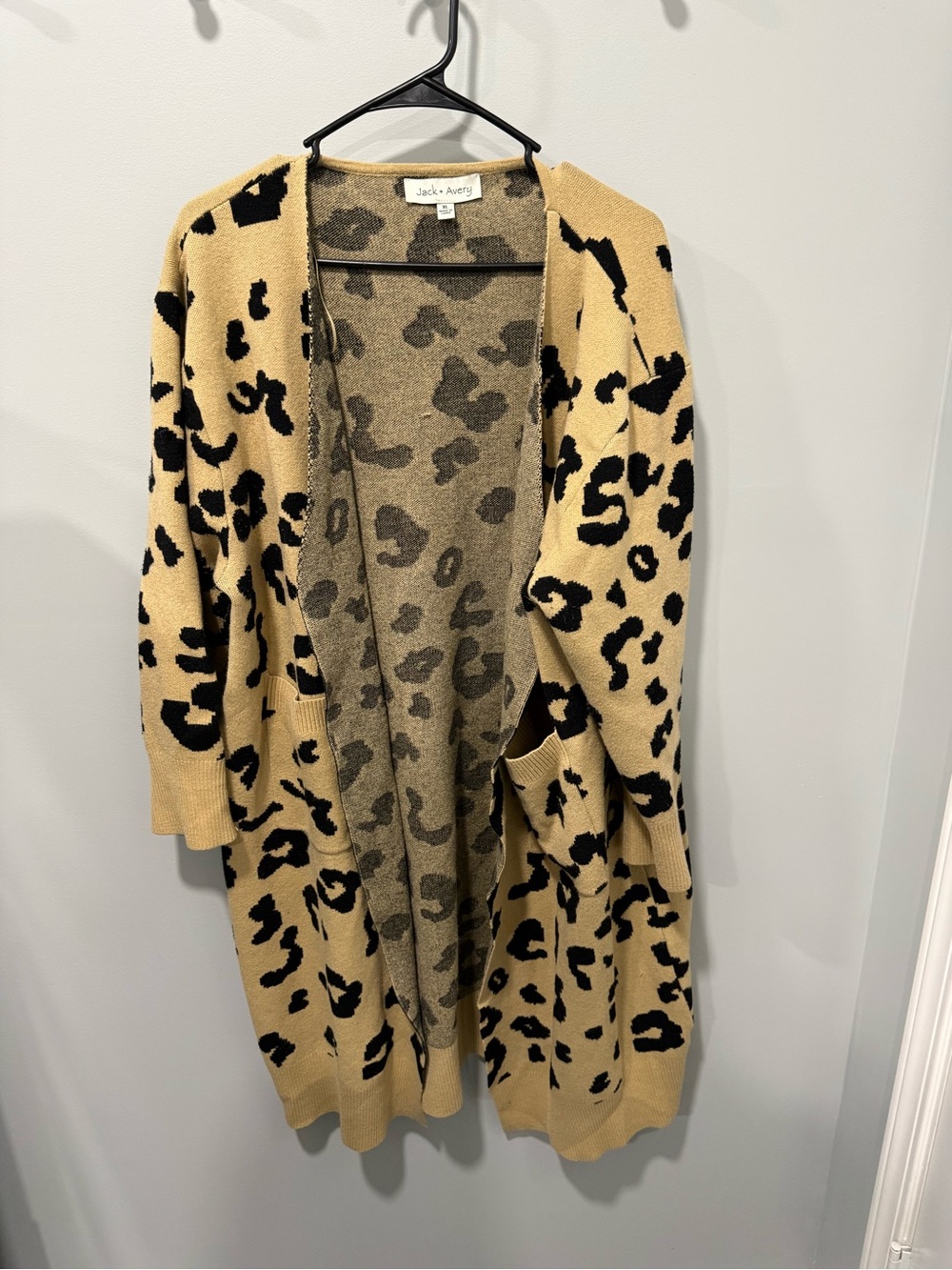 Womens Jack & Avery cheetah long cardigan size XL
